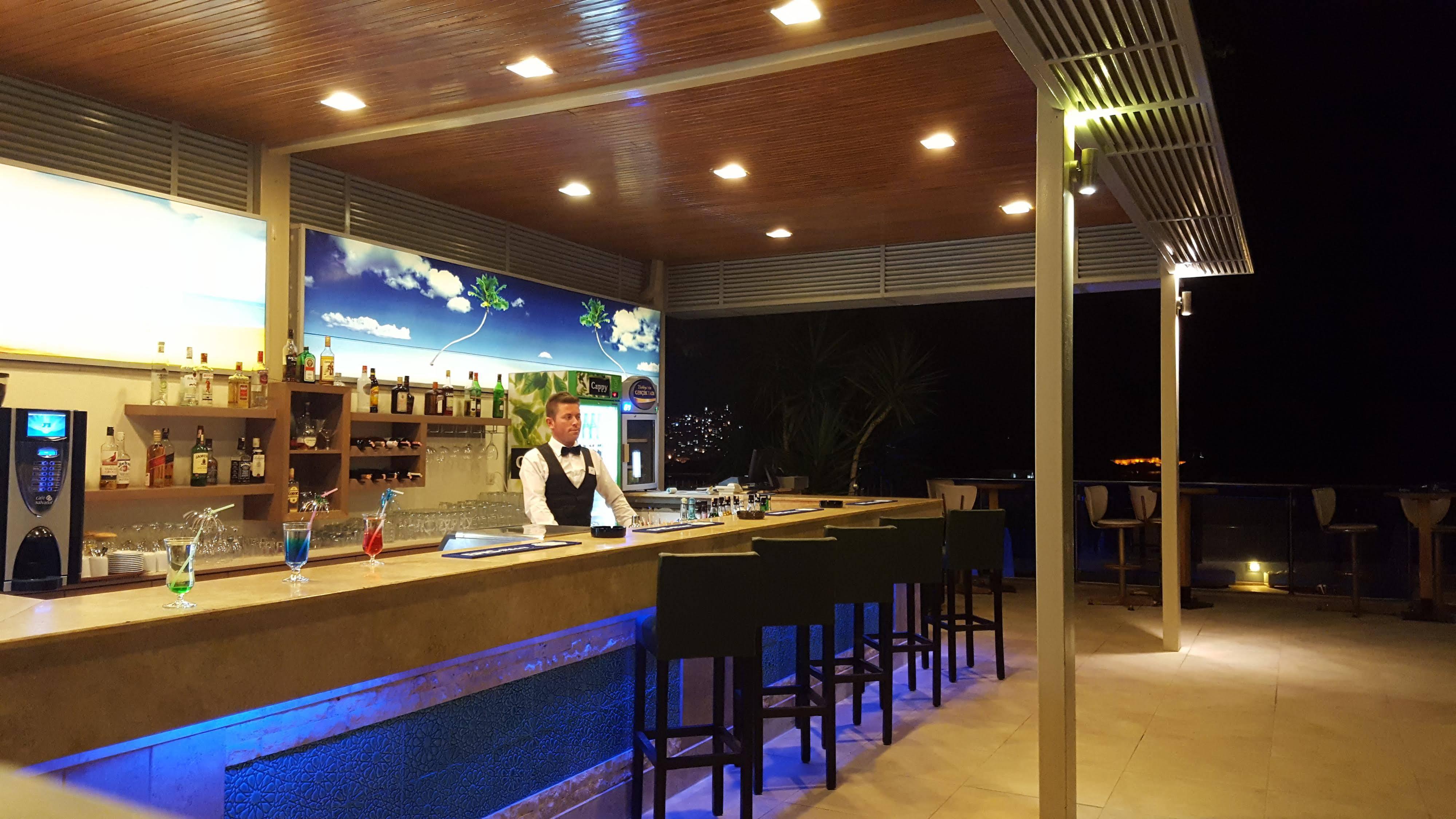 金色时代之翼酒店 库萨达斯 外观 照片
